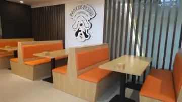 Bailey & Patch Pet Cafe, Cafe in Bukit Merah