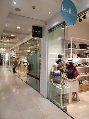 Cluny Court, Shop in Bukit Timah