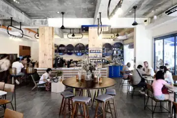 Common Man Coffee Roasters Joo Chiat, Cafe in Joo Chiat